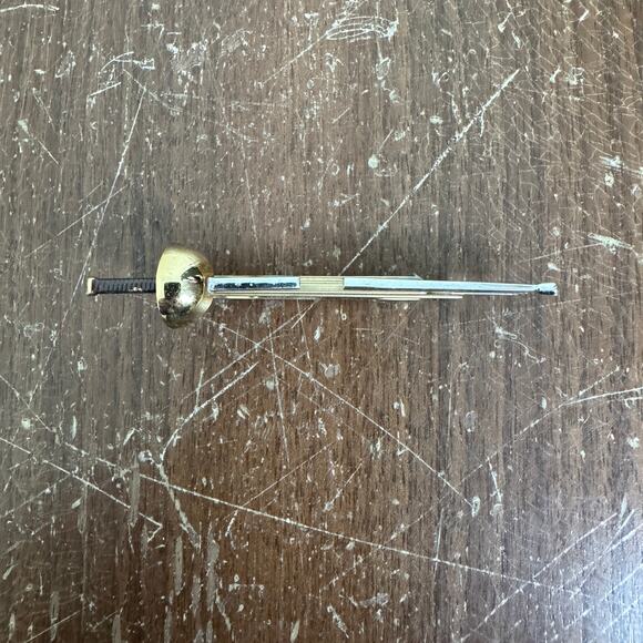 Hickok‎ USA Silver & Gold Tone Sword Tie Clip - Picture 1 of 6